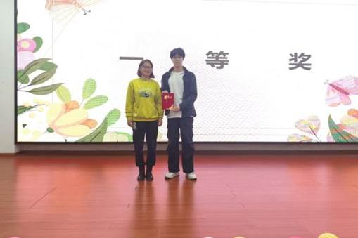 e8e631618a85d49bd3bf27c1ba33887e