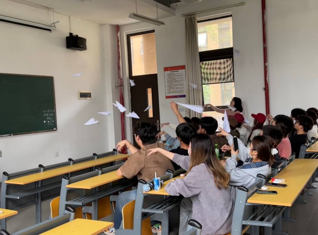 12B9C