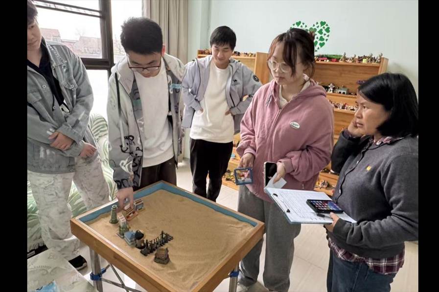 4fe983bbdf2778cd5fab97fd35945b27