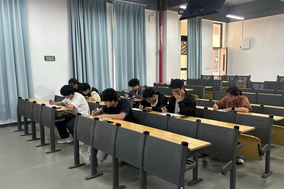 33E4BFA1AAD1852EE730460B66A5D3F4