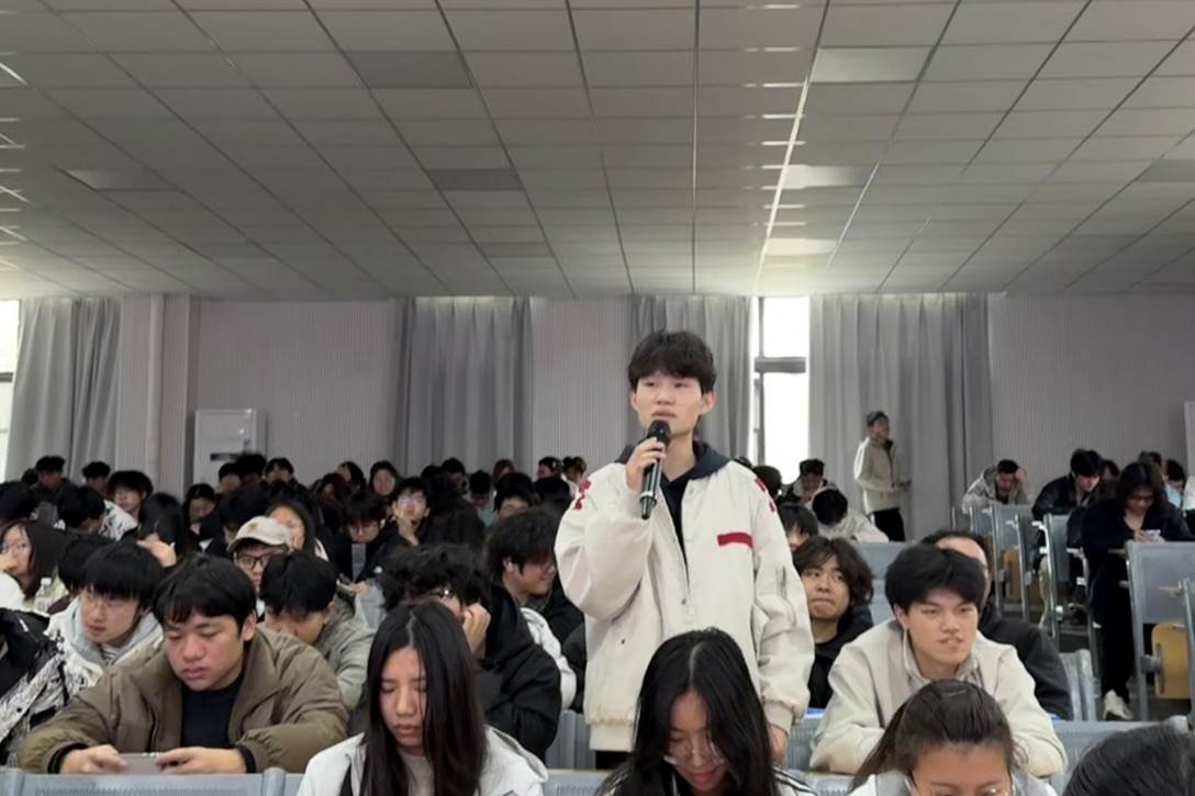 6D06327ECC31711D00D0CD5741346443