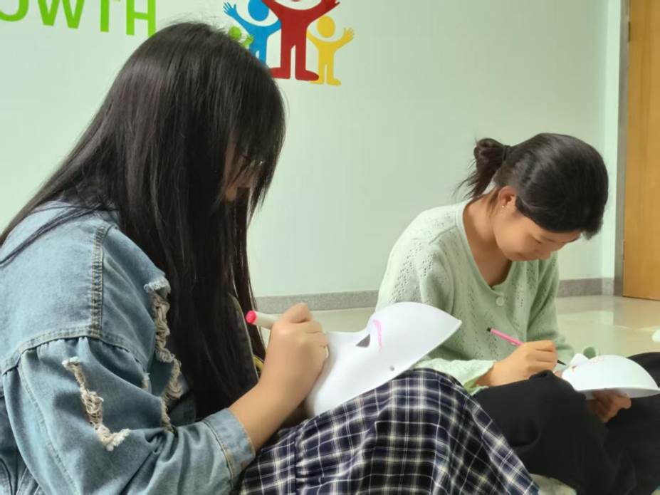 0d3a29f90341429e6e50957da42dd987